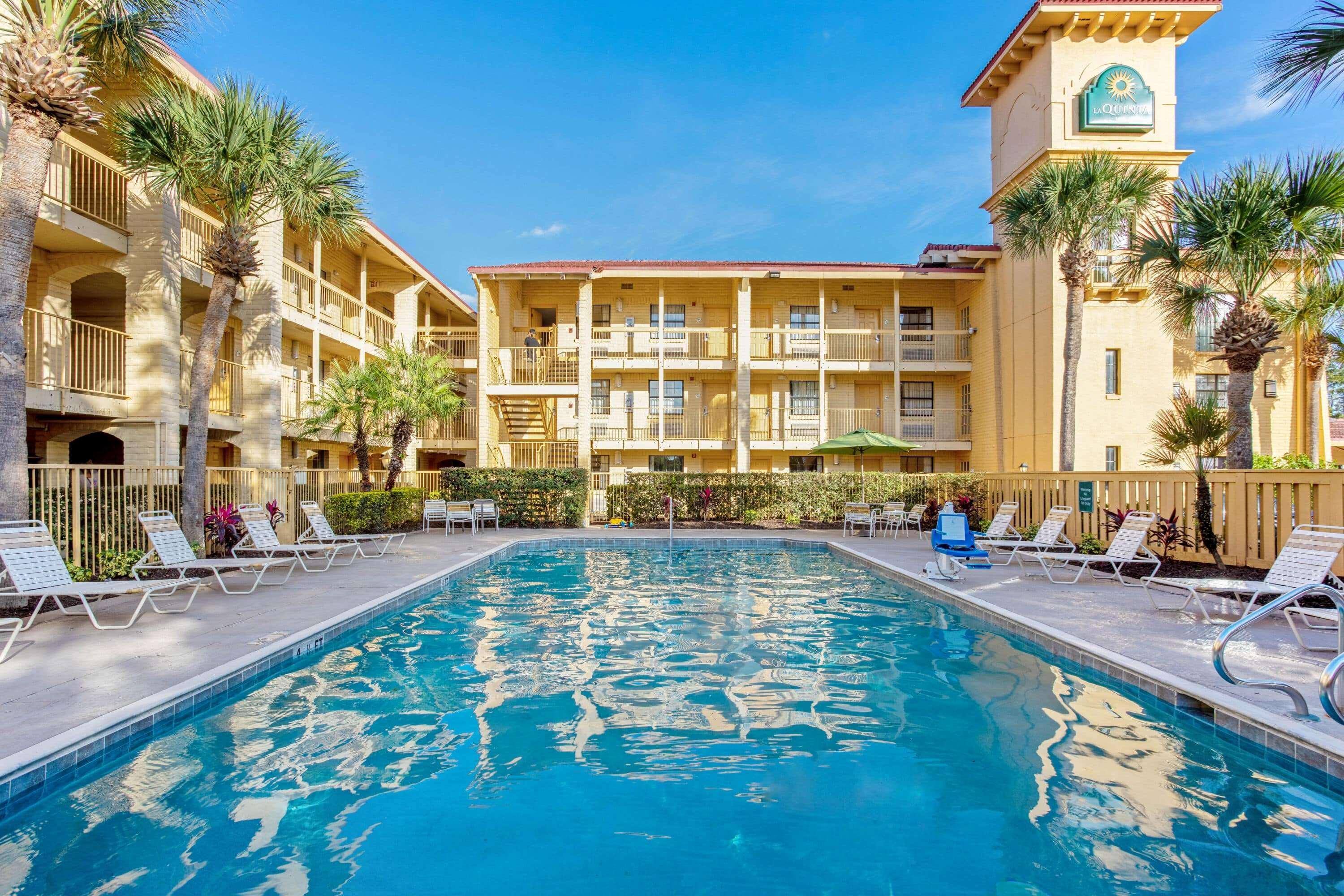 La Quinta Inn By Wyndham Orlando Airport West Eksteriør bilde