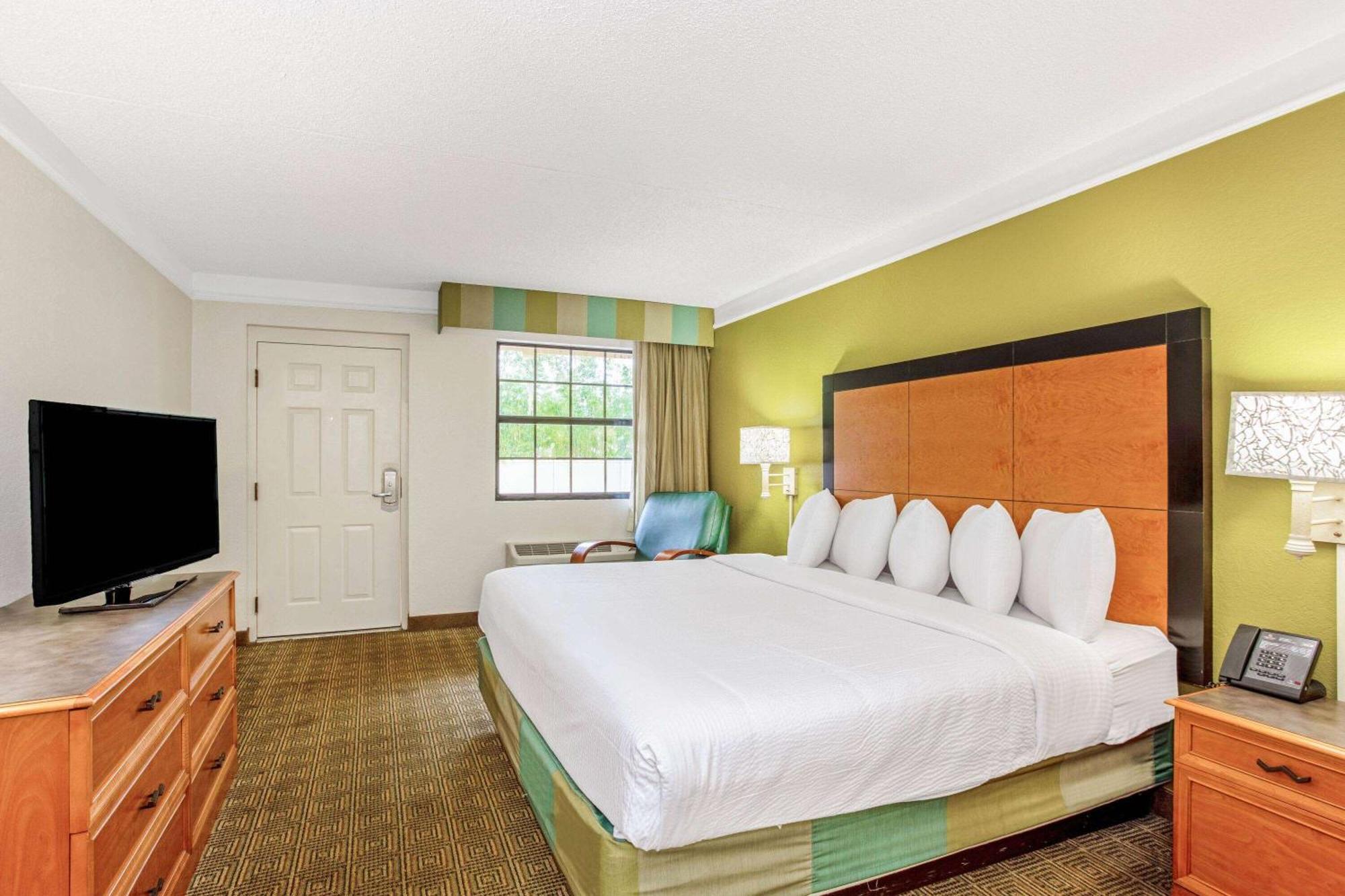 La Quinta Inn By Wyndham Orlando Airport West Eksteriør bilde