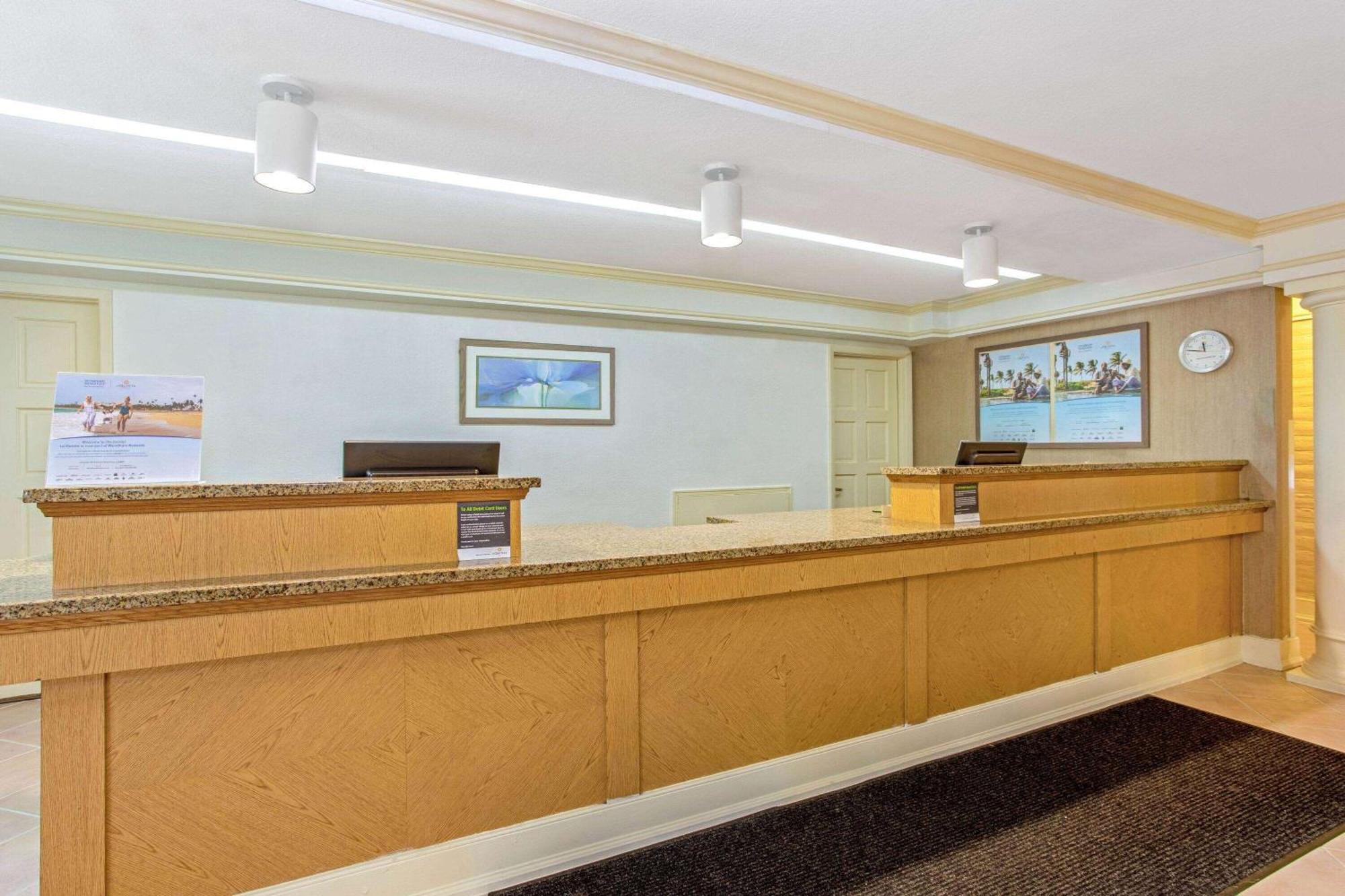 La Quinta Inn By Wyndham Orlando Airport West Eksteriør bilde